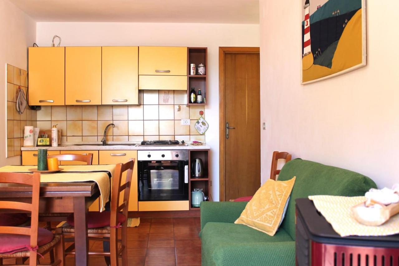 Casa Goletta Soggiorno Per 4 A 2 Minuti Dalla Spiaggia Iunq0334 Cala Gonone Exteriör bild